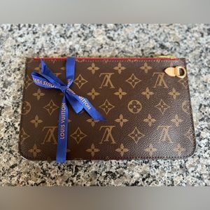 Neverfull Monogram Pouch